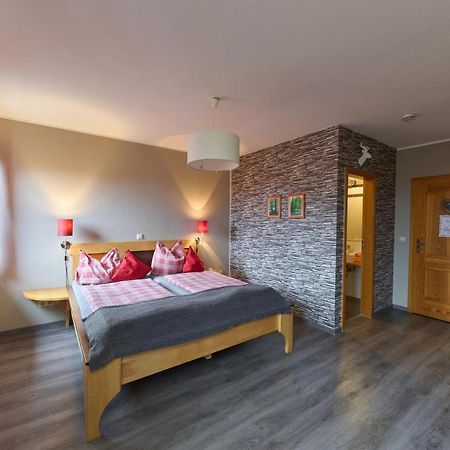 קאמרפורסט Landhotel Brauner Hirsch מראה חיצוני תמונה